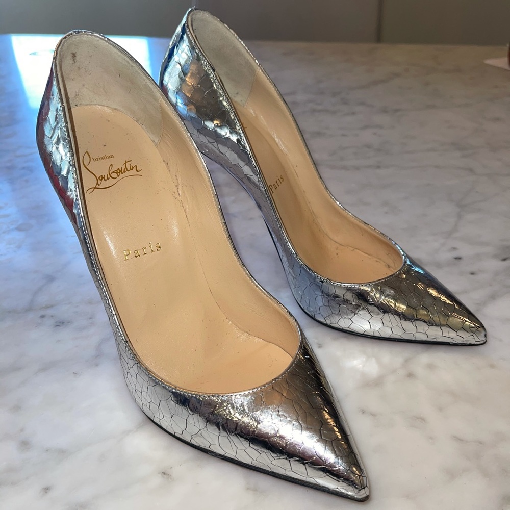 Christian Louboutin So Kate Specchio Martele Pump